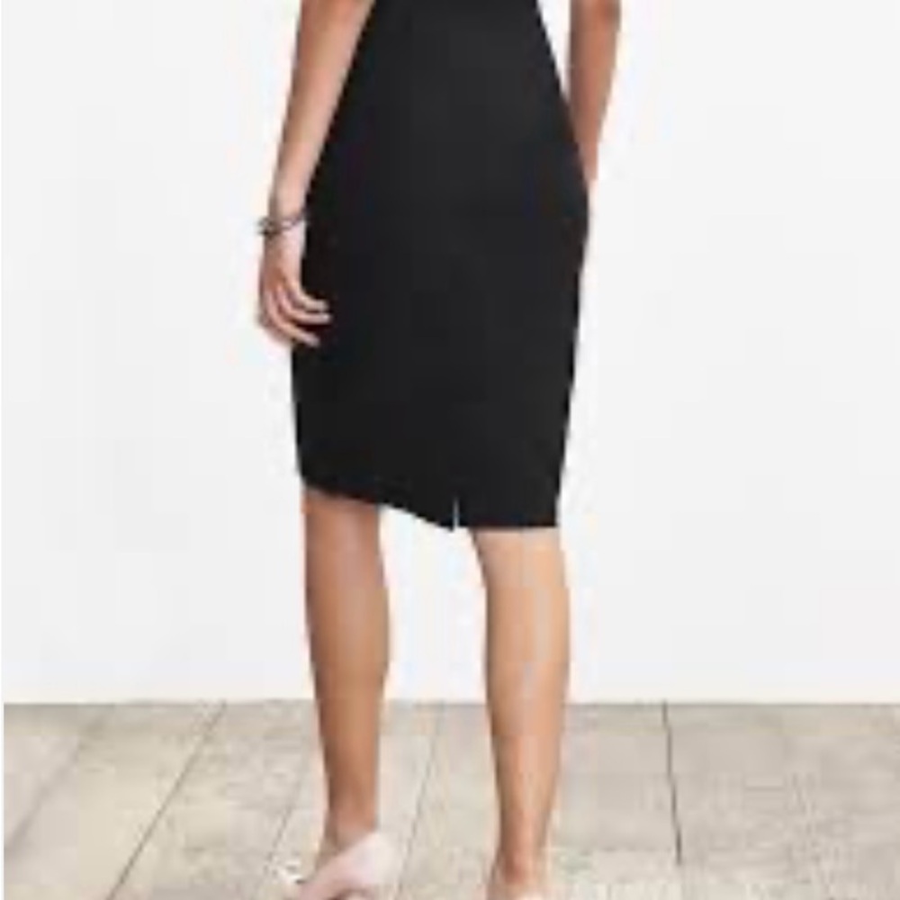 Banana Republic Size 4 Black Women's Pencil Skirt Lined Pockets Above Knee